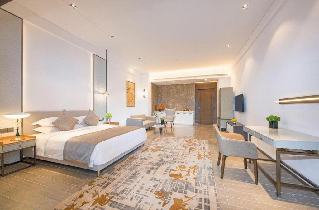 Rock Platinum Sea View Hotel Tam Á Ngoại thất bức ảnh